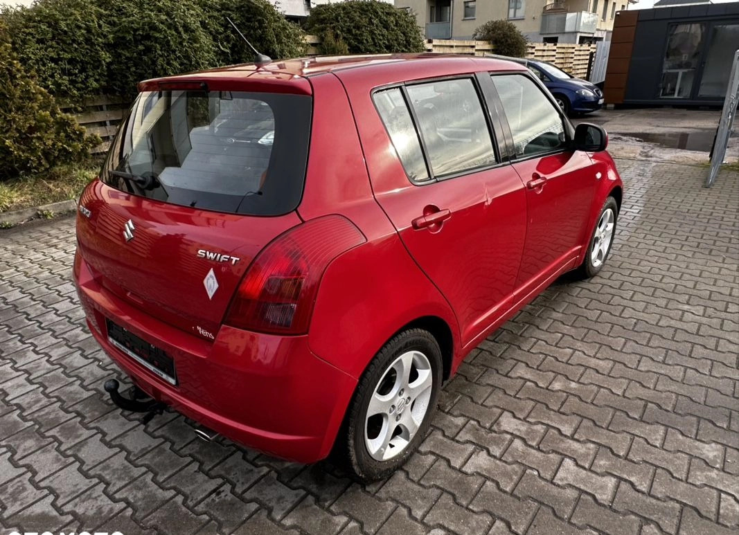 Suzuki Swift cena 12900 przebieg: 199000, rok produkcji 2007 z Szczecin małe 529